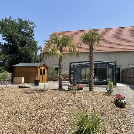 Kır Evi Avec Piscine Chauffee, Jardin Prive Et Climatisation - Fr-1-489-471 Couzon