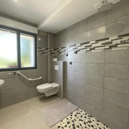 Kır Evi Avec Piscine Chauffee, Jardin Prive Et Climatisation - Fr-1-489-471