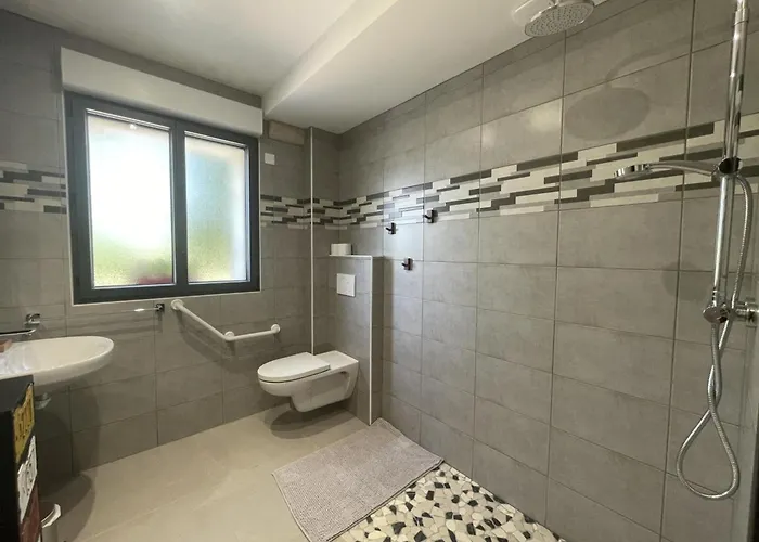 Dom wakacyjny Avec Piscine Chauffee, Jardin Prive Et Climatisation - Fr-1-489-471