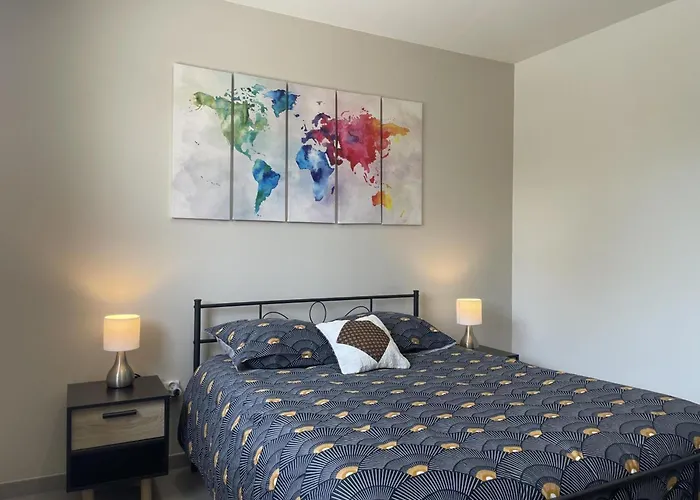 Dom wakacyjny Avec Piscine Chauffee, Jardin Prive Et Climatisation - Fr-1-489-471 Couzon